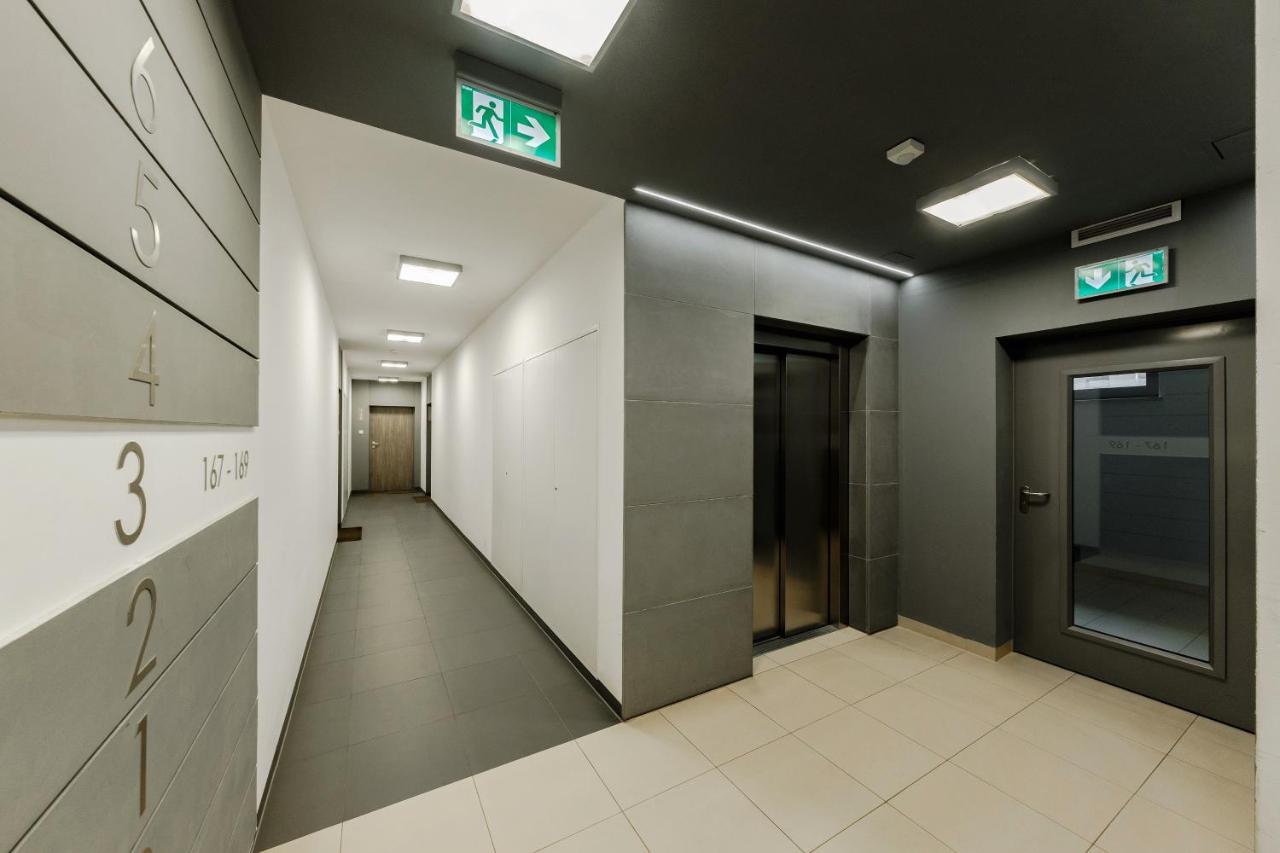 Apartment Wola, Wi-Fi, Smart Lock, Air Condition Warszawa Eksteriør billede
