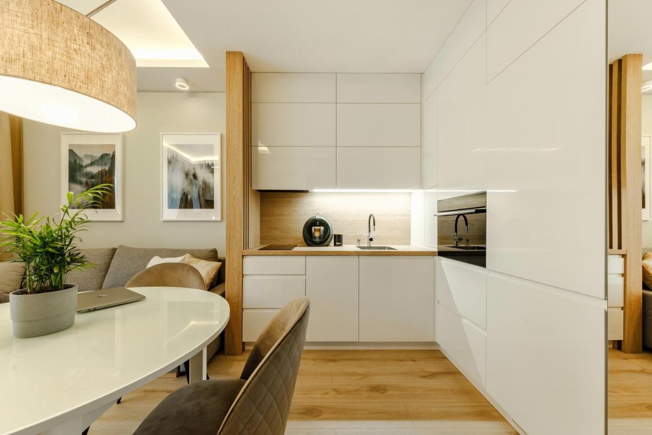 Apartment Wola, Wi-Fi, Smart Lock, Air Condition Warszawa Eksteriør billede
